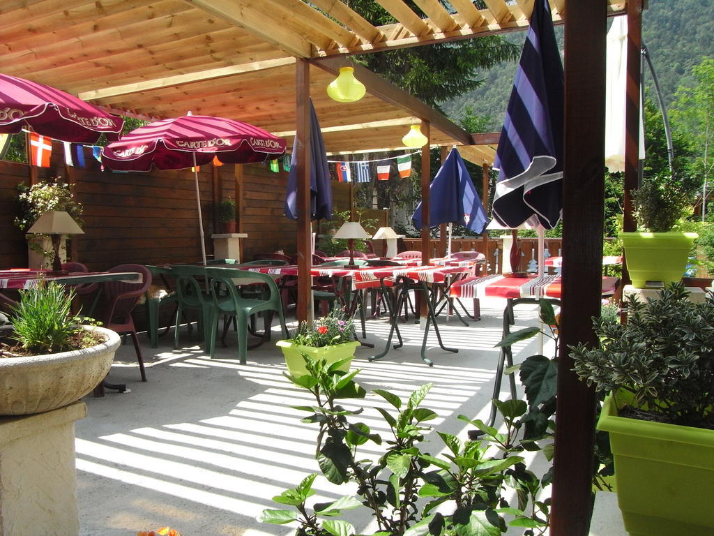 Hotel Le Terminus Le Bourg-dʼOisans Εξωτερικό φωτογραφία